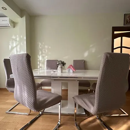 Spacious 2bedroom -living Comfort Apartament *
